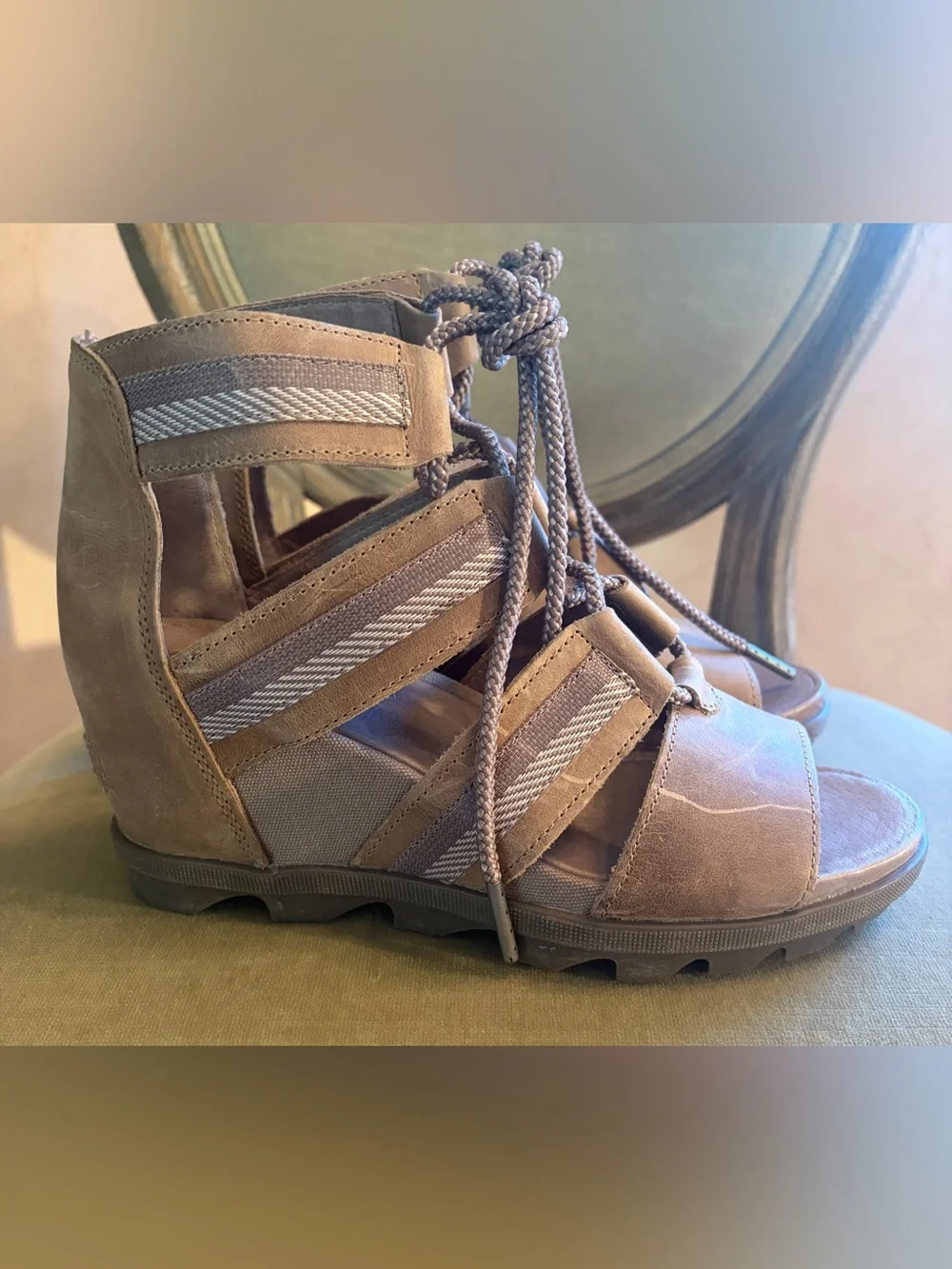 Sorel Joanie II $150 NWT Lace Up Comfort Wedge Sandals 9 Brown Suede